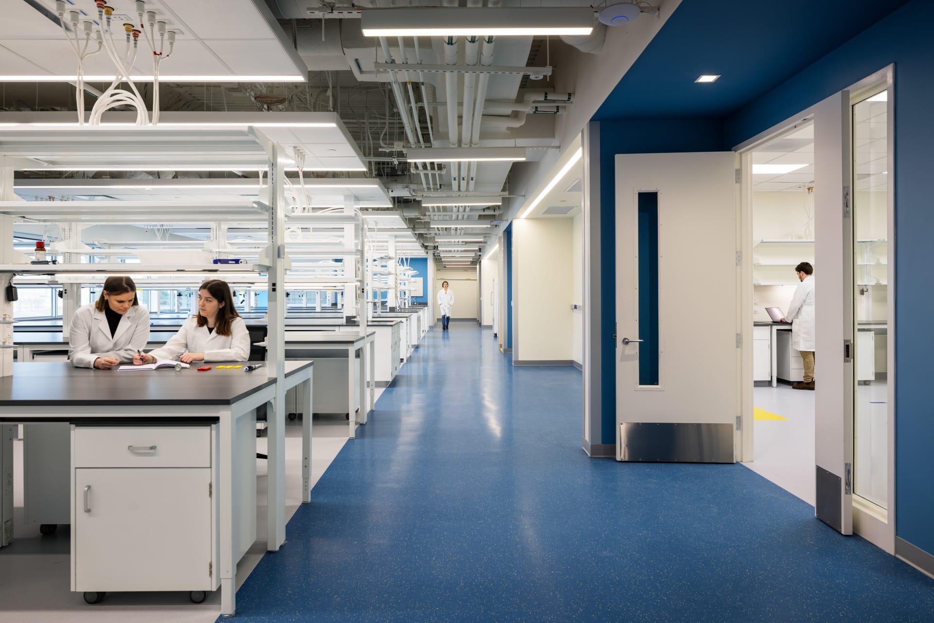 Key Lab Construction Trends Shaping Life Sciences Facilities
