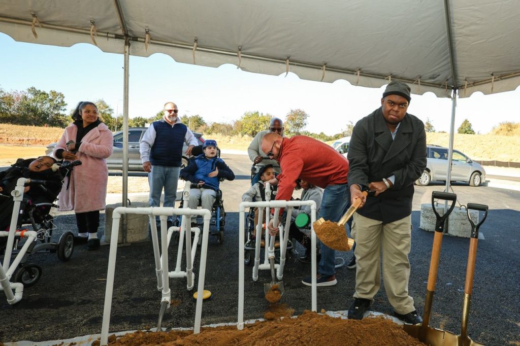 leach school groundbreaking
